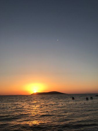 Agapi Cafe & Restaurant